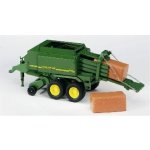 Balíkovač slámy JOHN - DEERE - BRUDER