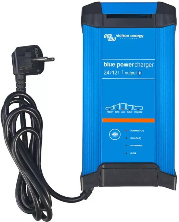 Victron Energy Blue Smart IP22 24V 12A