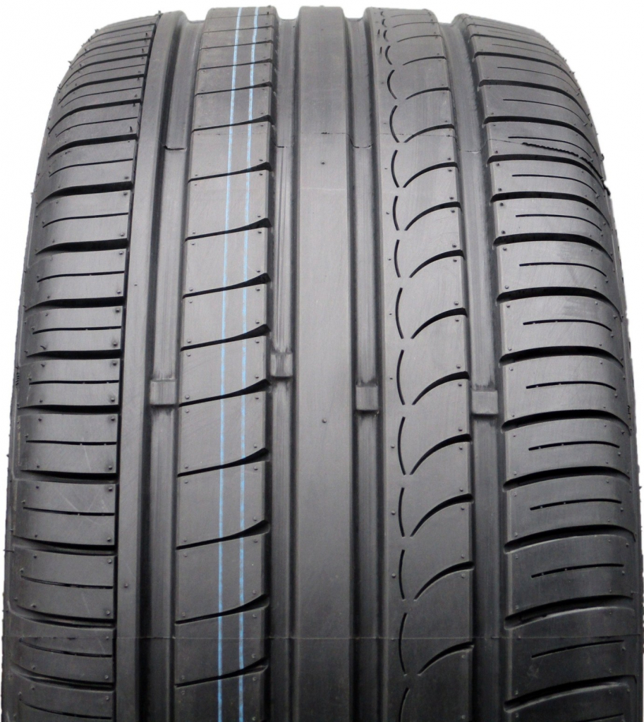 Fortune FSR701 235/40 R18 95W