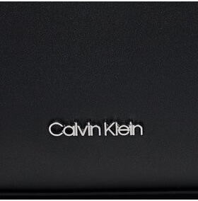Calvin Klein kabelka Ck Must Shopper Md K60K610610 Ck Black BAX