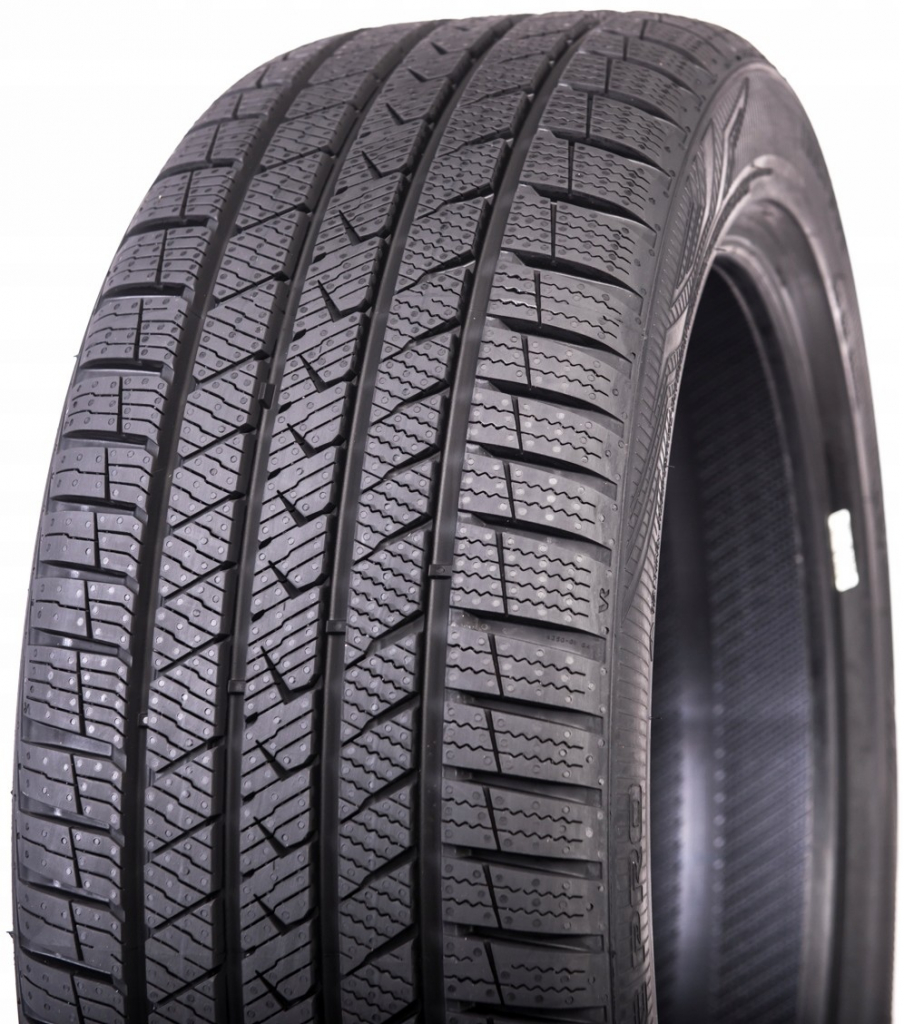 Vredestein Quatrac Pro 235/45 R20 100W