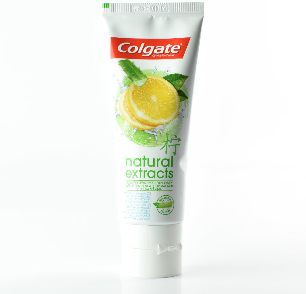 Colgate Natural Extracts Ultimate Fresh zubní pasta 75 ml