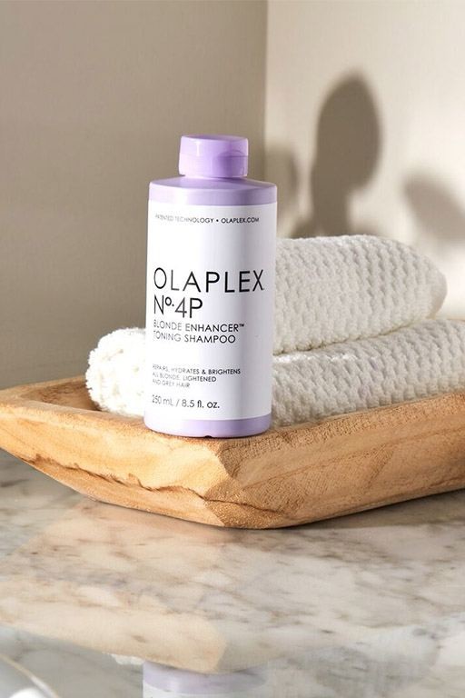 Olaplex Olaplex No.4P Blonde Enhancer Toning Shampoo 250 ml