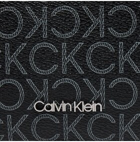 Calvin Klein kabelka Ck Must Camera Bag Mono K60K610294 Black Mono 0GJ