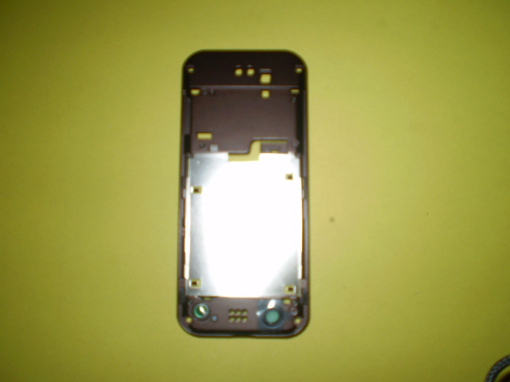 Kryt Sony Ericsson W890i střední černý