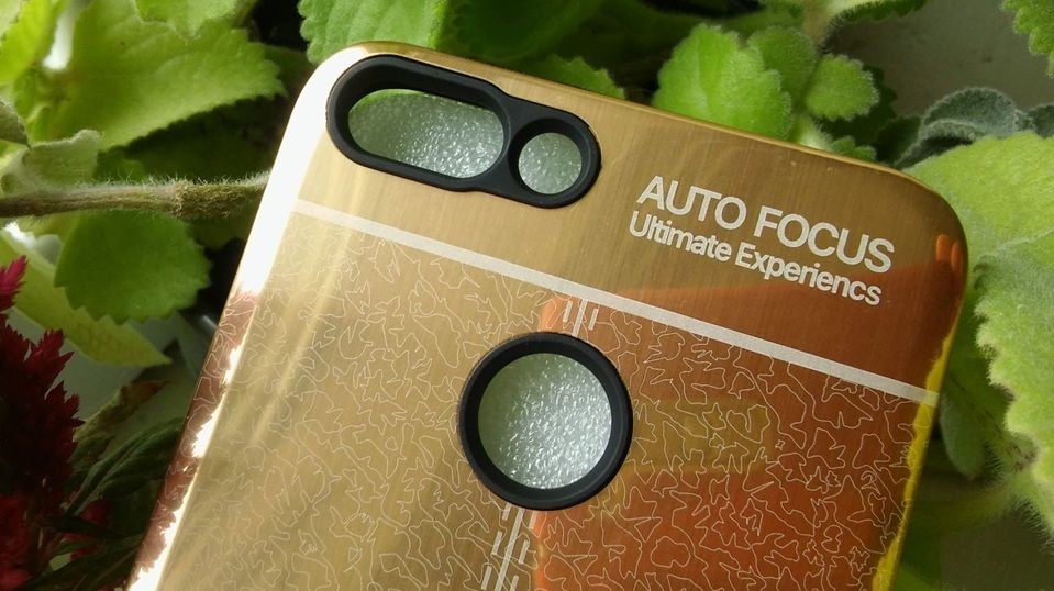 Pouzdro Autofocus Huawei P Smart - zlaté zrcadlo