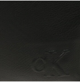 Calvin Klein Jeans kabelka Ultralight Shoulder Bag28 Pu K60K610698 Černá