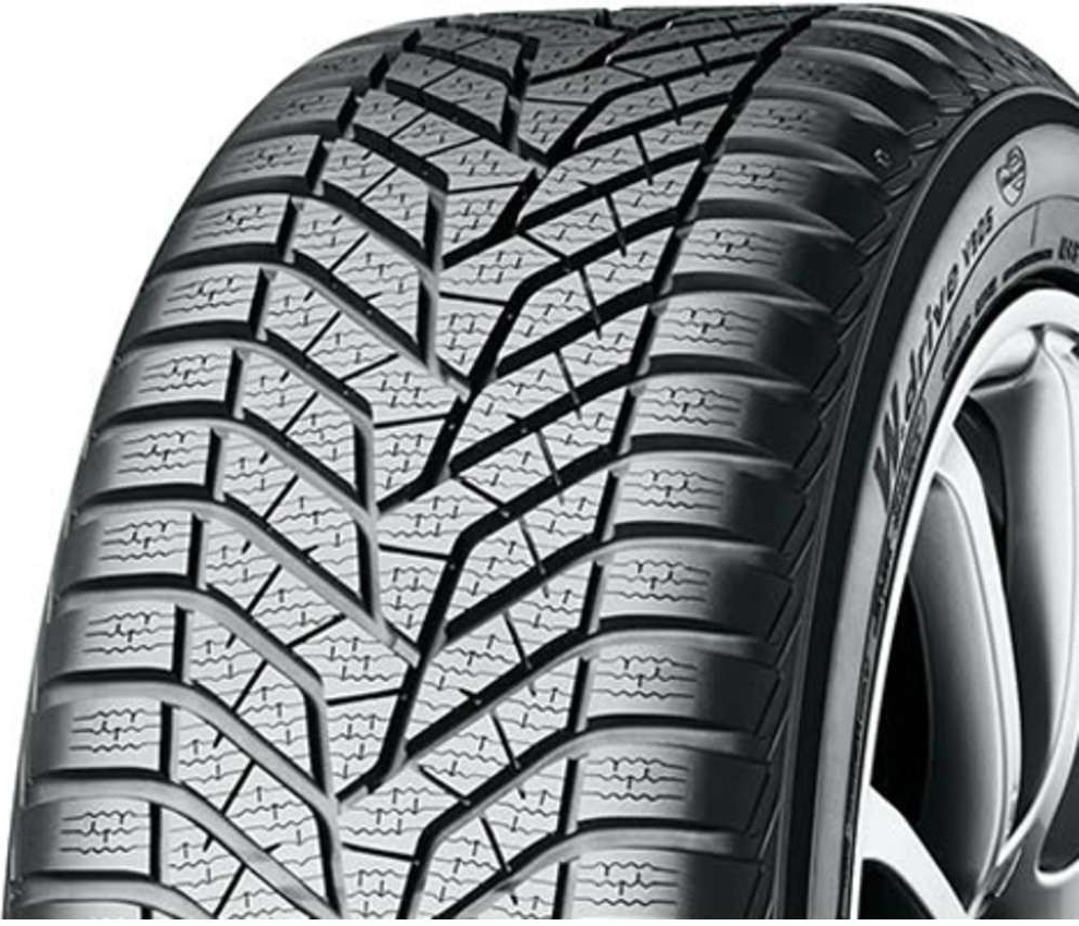 Yokohama BluEarth Winter V905 225/40 R18 92W