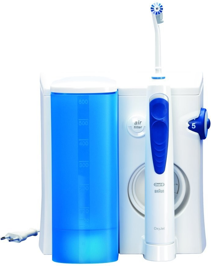 Oral-B Oxyjet MD20 + Oral-B Genius 8000