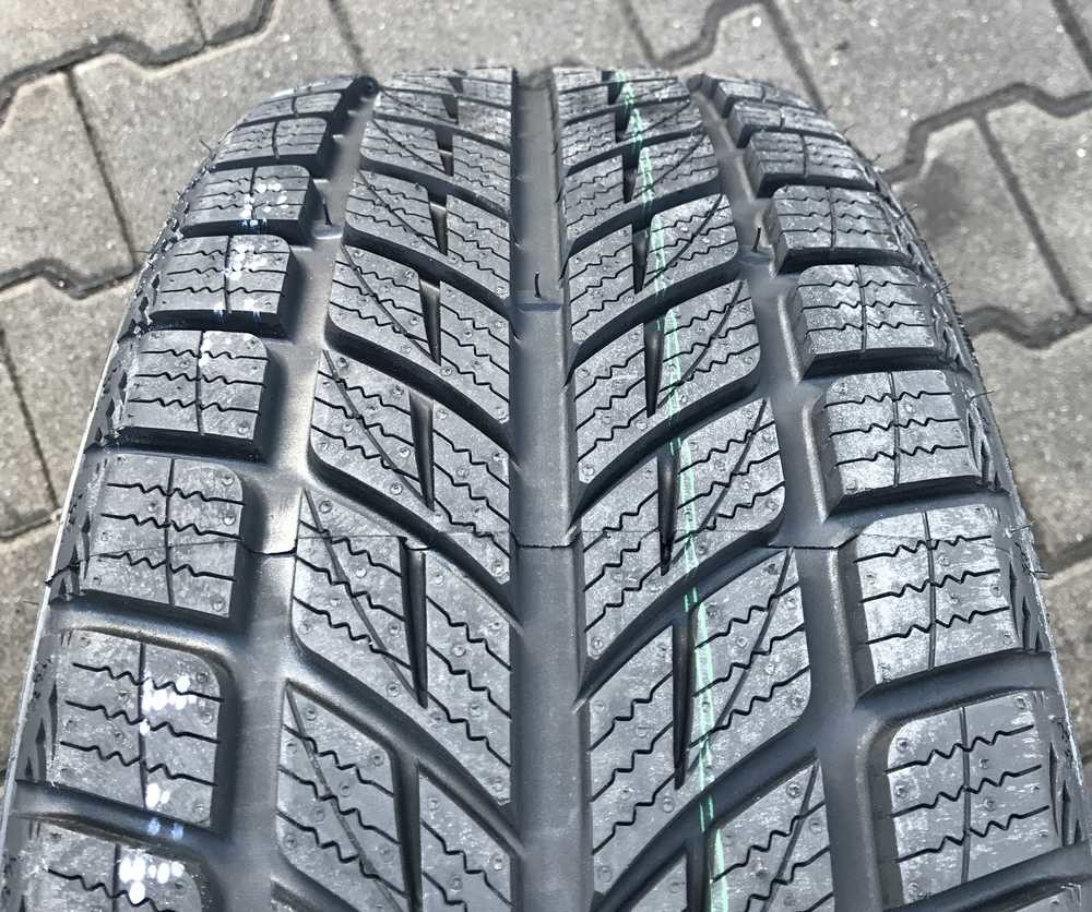 Altenzo Sports Tempest 235/50 R18 97H