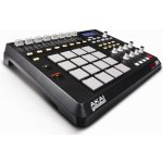 Akai MPD 32