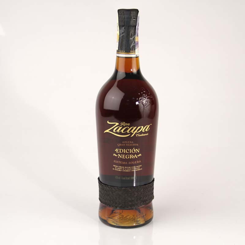 Ron Zacapa Edición Negra 43% 1 l (tuba)