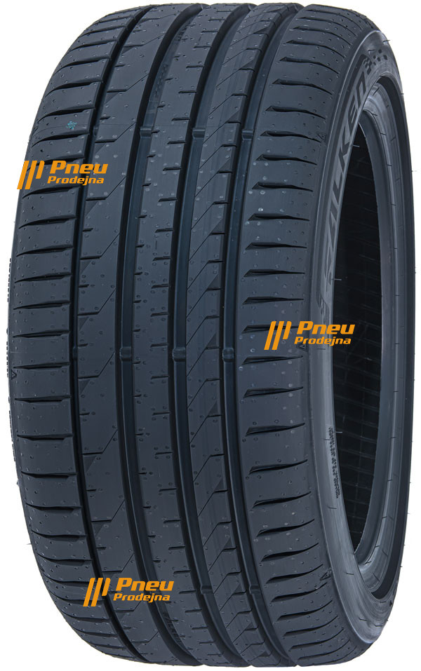 Falken Azenis FK520 235/55 R17 103W