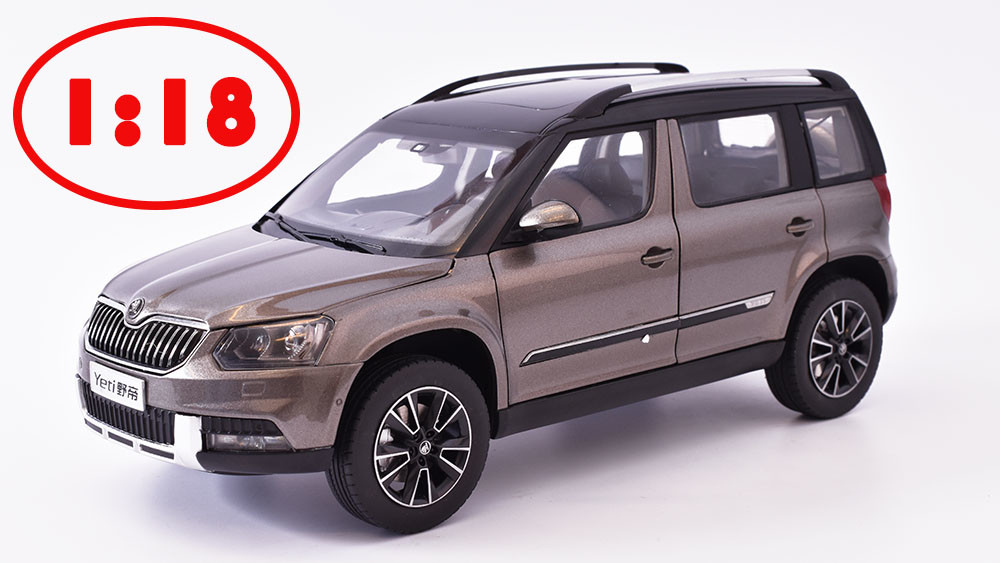 Abrex škoda Yeti FL Outdoor 2013 ŠedoMetalíza časopis s modelem zelená 1:18