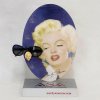 Polarizačné okuliare Marilyn Monroe – sivá popolavá, zelené šošovky (Luxusné polarizované okuliare Marilyn Monroe so súpravou a podpisovým motívom) Polarizačné okuliare Marilyn Monroe – sivá popolavá, zelené šošovky (Luxusné polarizované okuliare Marilyn Monroe so súpravou a podpisovým motívom)
