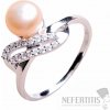 Nefertitis Prsteň strieborný s ružovou perlou a zirkónmi Ag 925 017135 PP - 56 mm (US 8), 3,0 g Nefertitis Prsteň strieborný s ružovou perlou a zirkónmi Ag 925 017135 PP - 56 mm (US 8), 3,0 g