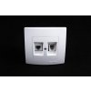 Makel Dátová 2-zásuvka Lilium 2xRJ45 Cat.5e biela 32001036 Makel Dátová 2-zásuvka Lilium 2xRJ45 Cat.5e biela 32001036