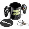 HERNÁ SÚPRAVA GAME OVER: Hrnček, podložka, kľúčenky HERNÁ SÚPRAVA GAME OVER: Hrnček, podložka, kľúčenky