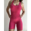 Sim Fashion Krátky overal s holým chrbátom Hot Farba: Ružová, Veľkosť: L/XL Sim Fashion Krátky overal s holým chrbátom Hot Farba: Ružová, Veľkosť: L/XL