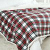 B.E.S. Petrovice Baránková deka Buffalo Káro bielo-červená, 150 x 200 cm B.E.S. Petrovice Baránková deka Buffalo Káro bielo-červená, 150 x 200 cm
