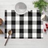 Biante Bavlnené prestieranie na stôl Olivia OL-004 Čierno-biela kocka veľká 30x40 cm Biante Bavlnené prestieranie na stôl Olivia OL-004 Čierno-biela kocka veľká 30x40 cm