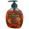 Palmolive Hygiene Plus tekuté mydlo s dávkovačem 300 ml Palmolive Hygiene Plus tekuté mydlo s dávkovačem 300 ml