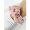 JOHAN, TAI PEI Scrunchie PINK - 4 farebné varianty Farba: Semišová ružová JOHAN, TAI PEI Scrunchie PINK - 4 farebné varianty Farba: Semišová ružová