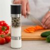 Mlynček na korenie a soľ - dva v jednom Mlynček na korenie a soľ - dva v jednom