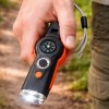 Píšťalka s kompasom, baterkou, lupou, zrkadlom a teplomerom (Praktický outdoor doplnok na výlety a turistiku) Píšťalka s kompasom, baterkou, lupou, zrkadlom a teplomerom (Praktický outdoor doplnok na výlety a turistiku)