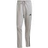 Pánske Nohavice ADIDAS M 3S SJ TO PT JE6428 – Sivá Pánske Nohavice ADIDAS M 3S SJ TO PT JE6428 – Sivá