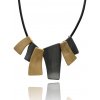 Yvon Dámsky náhrdelník s brúseným dvojfarebným kovom a prírodnou kožou Yvon Dámsky náhrdelník s brúseným dvojfarebným kovom a prírodnou kožou