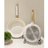Panvica KITCHISIMO BIANCO 28cm nepriľnavý povrch Panvica KITCHISIMO BIANCO 28cm nepriľnavý povrch