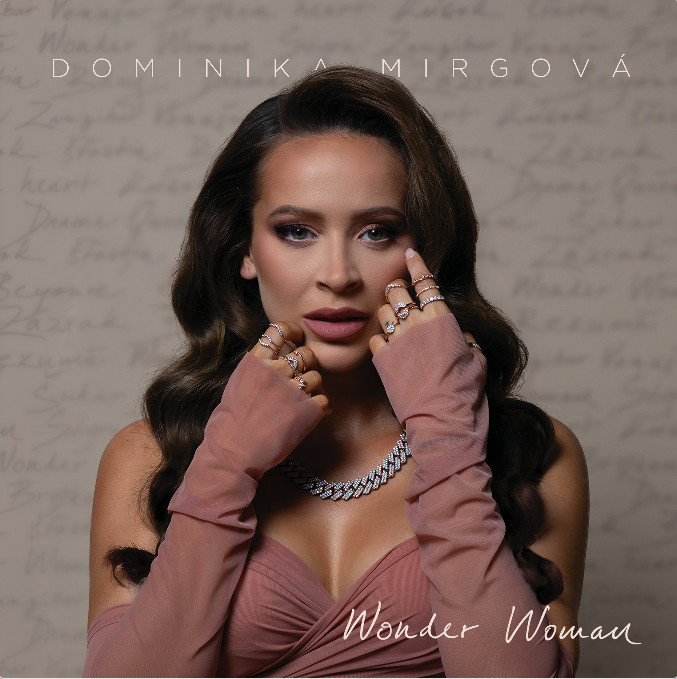 Dominika Mirgová, Wonder Woman CD