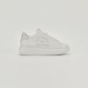 Pánske Sneakersy KARL LAGERFELD KAPRI MENS METAL MAISON KARL LC KL52539-01W – Biela Pánske Sneakersy KARL LAGERFELD KAPRI MENS METAL MAISON KARL LC KL52539-01W – Biela