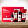 Some By Mi Snail Truecica regeneračné a rozjasňujúce sérum 10 ml + regeneračné čistiace tonikum pre citlivú pleť 30 ml + upokojujúci a hydratačný krém 20 g + čistiaci gél 30 ml darčeková sada Some By Mi Snail Truecica regeneračné a rozjasňujúce sérum 10 ml + regeneračné čistiace tonikum pre citlivú pleť 30 ml + upokojujúci a hydratačný krém 20 g + čistiaci gél 30 ml darčeková sada
