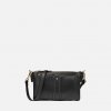 Black women's handbag Geox Claree - Women's čierna One size GEOX 8058192124464 Black women's handbag Geox Claree - Women's čierna One size GEOX 8058192124464