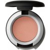 MAC Powder Kiss Matte Eye Shadow Matné očné tiene What Clout! 1,5 g