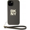 DKNY PU Leather Stack Logo Wrist Strap Zadní Kryt pro iPhone 15 Brown DKNY PU Leather Stack Logo Wrist Strap Zadní Kryt pro iPhone 15 Brown