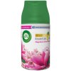 Air Wick freshmatic magnolia a čerešňa náhradná náplň 250ml Air Wick freshmatic magnolia a čerešňa náhradná náplň 250ml