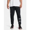 Pánske tepláky Under Armour Pjt Rck Icon Flc Jogger Čierna SM Pánske tepláky Under Armour Pjt Rck Icon Flc Jogger Čierna SM