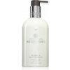 Molton Brown Bluebell & Wild Strawberry vyživujúci telový krém 300 ml Molton Brown Bluebell & Wild Strawberry vyživujúci telový krém 300 ml