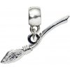 Carat Shop Přívěsek Harry Potter Létající koště Nimbus 2000 HP0099 Carat Shop Přívěsek Harry Potter Létající koště Nimbus 2000 HP0099