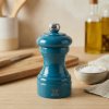 PEUGEOT Bistrorama Pacific Blue 10 cm modrý - drevený ručný mlynček na soľ PEUGEOT Bistrorama Pacific Blue 10 cm modrý - drevený ručný mlynček na soľ