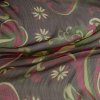 Hodvábny šifón vínový, cyklámenovo-olivový vzor, š.130 Hodvábny šifón vínový, cyklámenovo-olivový vzor, š.130