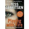 Playing With Fire - Tess Gerritsen Playing With Fire - Tess Gerritsen