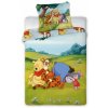 Faro obliečky do postieľky bavlna Macko Pu na lúke 100x135 cm + 40x60 cm Faro obliečky do postieľky bavlna Macko Pu na lúke 100x135 cm + 40x60 cm