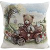 TEXICOP Obliečka na vankúš z gobelínu 1353 macko v aute Bavlna/Acryl/Pes 45x45 cm TEXICOP Obliečka na vankúš z gobelínu 1353 macko v aute Bavlna/Acryl/Pes 45x45 cm