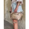 Dámska ľadvinka zlatoružová Laura Biaggi – veľká crossbody kabelka cez plece Dámska ľadvinka zlatoružová Laura Biaggi – veľká crossbody kabelka cez plece