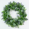 Veniec Eukalyptus 46cm fialový kvet 220697 - Umelé kvety Veniec Eukalyptus 46cm fialový kvet 220697 - Umelé kvety