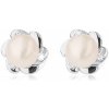 Šperky eshop - Strieborné 925 náušnice, kvietok s hladkými a zirkónovými lupeňmi, biela perla SP57.26 Šperky eshop - Strieborné 925 náušnice, kvietok s hladkými a zirkónovými lupeňmi, biela perla SP57.26